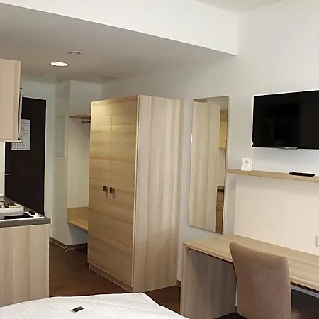 Aparthotel Prime 20 Serviced 3*