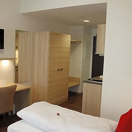 Prime 20 Serviced Aparthotel